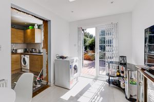 Photo 19- click for photo gallery